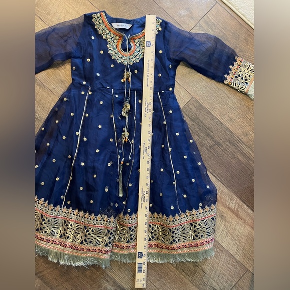 Maria B Girls Formal Dress NWOT Sz 6–8 Navy Blue Embroidered Eid/Wedding Outfit - Picture 10 of 11